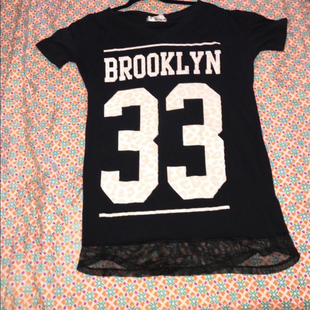brooklyn v neck